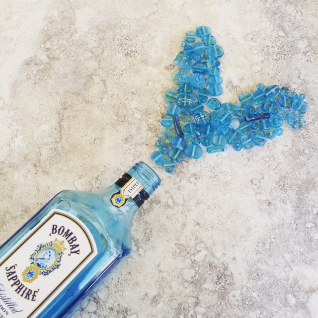 Bombay Sapphire Gin Love - love the beads that I can make from a Bombay Sapphire Gin bottle