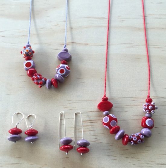 Red and purple handmade glass bead jewellery by Julie Frahm