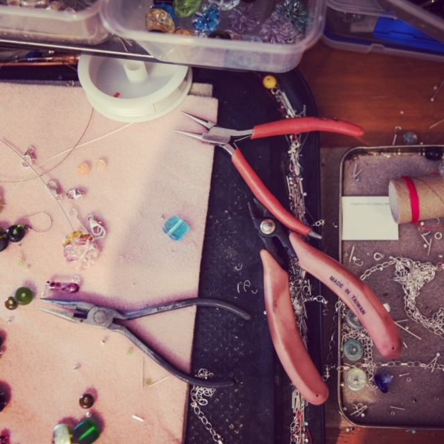 Recycled glass jewellery | behind the scenes