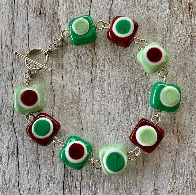 green and brown glass bead bracelet