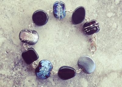 recycled glass bead bracelet