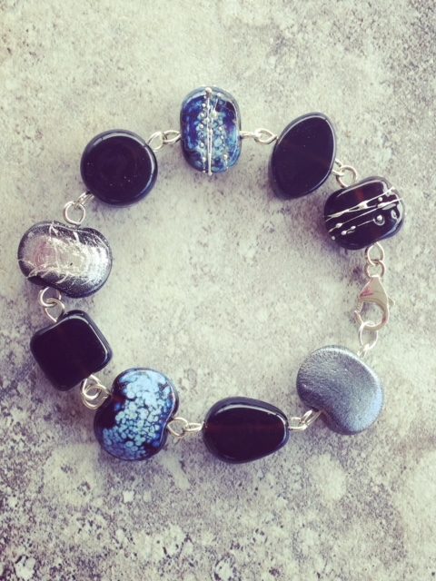 recycled glass bead bracelet