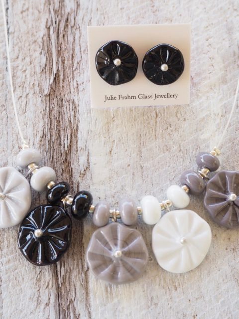 black and white flower necklace