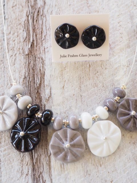 black and white flower necklace