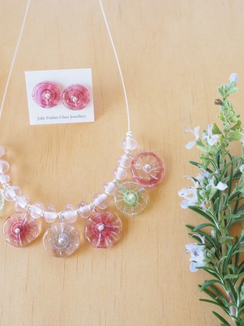 pink flower necklace