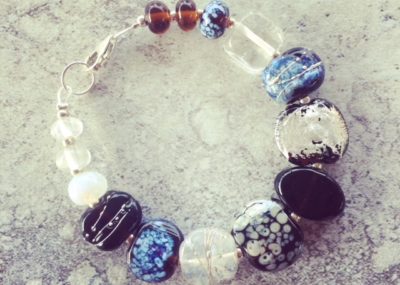 recycled glass bead bracelet