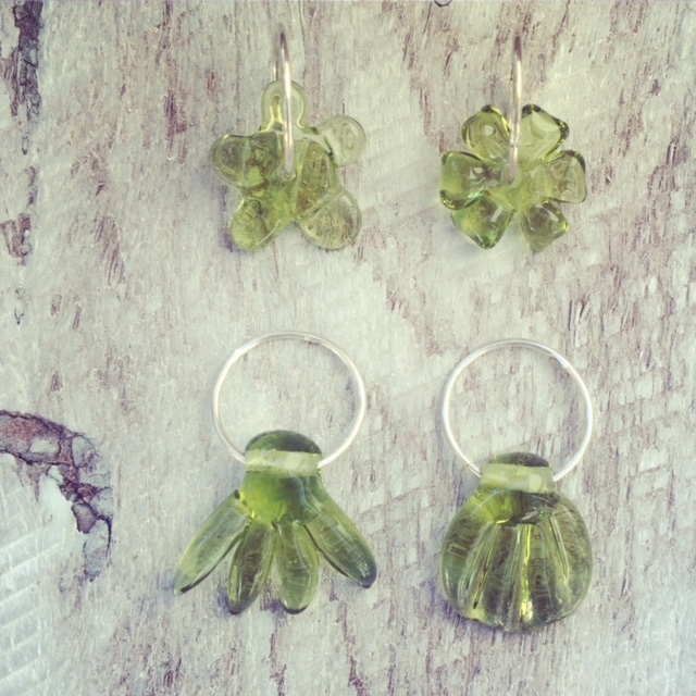 Recycled glass beads | design ideas, earrings or necklaces?