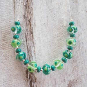Handmade glass bead necklace - green