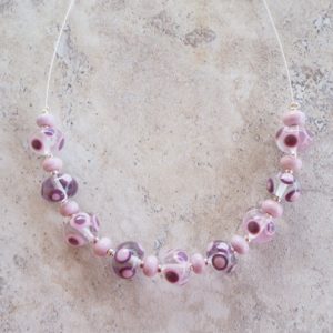 Handmade glass bead necklace - Pink