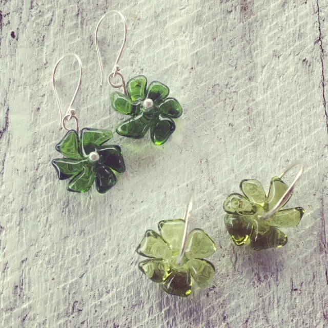 Recycled glass bead earrings | glass flowers made from a wine bottle