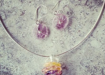 Recycled glass jewellery | glass beads made from wine bottles and other glass objects