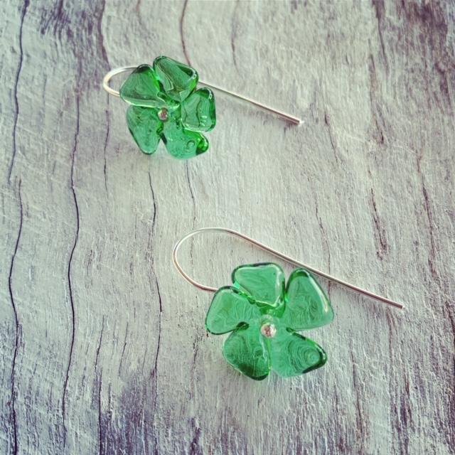 Recycled glass earrings | green flower earrings made from a Tanqueray Gin bottle