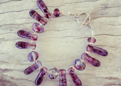 Recycled glass bead bracelet | beads made from a wine bottle