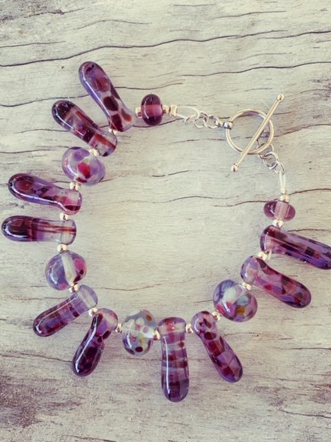 Recycled glass bead bracelet | beads made from a wine bottle