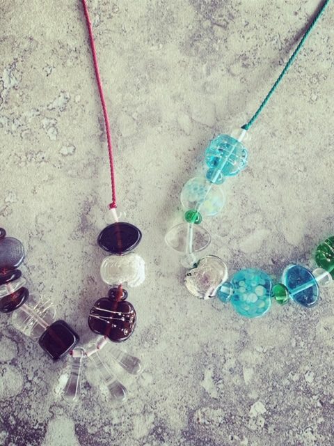 Casual and comfortable gin and tonic necklaces