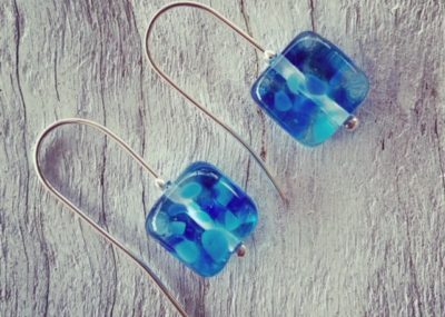 Simple earrings made from a wine bottle