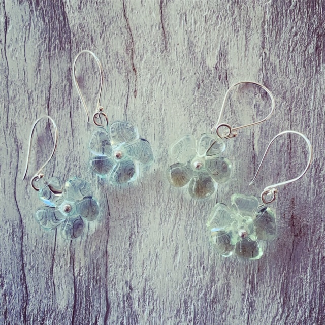 Pretty recycled glass flower earrings