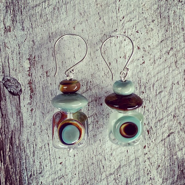 Brown and green retro style earrings