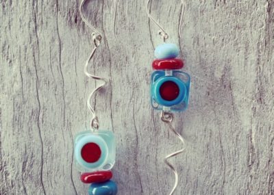 Upside-down-twisty earrings