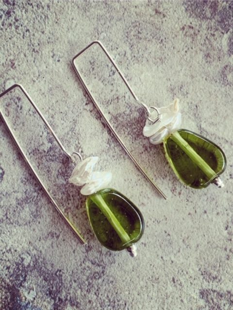 Bethany Wine Chardonnay bottle and freshwater pearl earrings