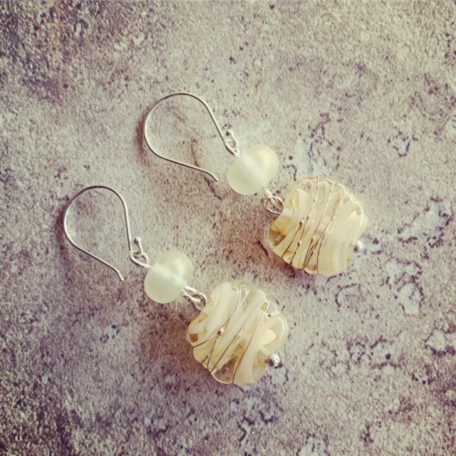 Cream Filigrano Earrings