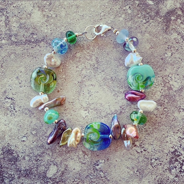 glass bead bracelet 