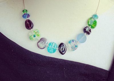 gin and tonic necklace