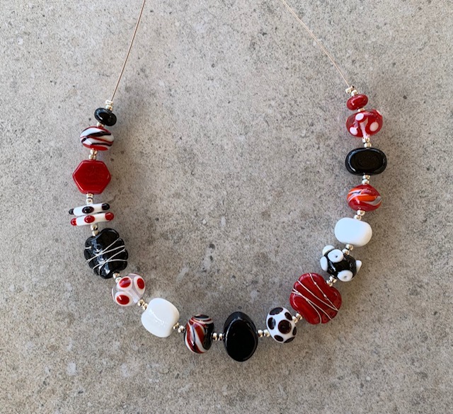 red glass bead necklace 