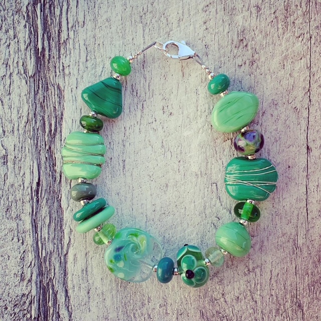 glass bead bracelet 