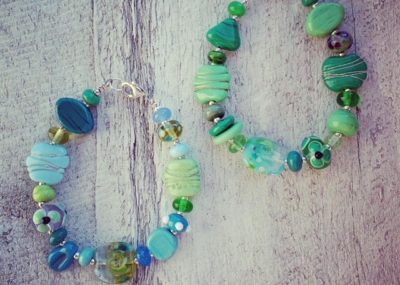 glass bead bracelet