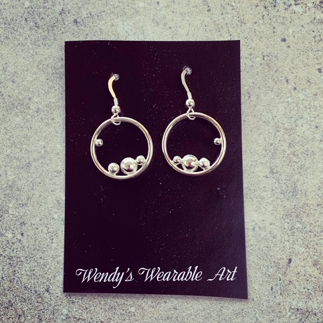 champagne lover earrings 