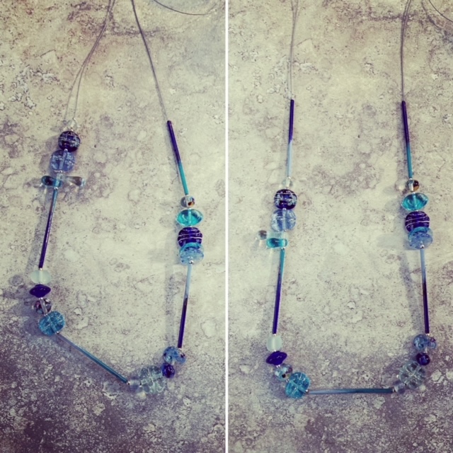 blue glass necklace 