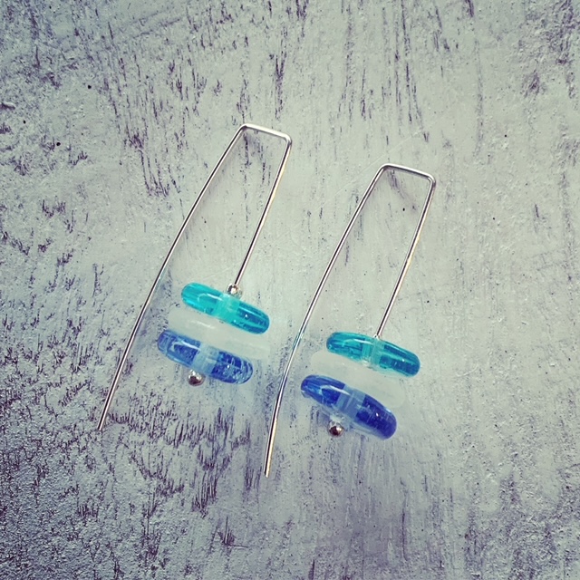 gin and tonic earrings